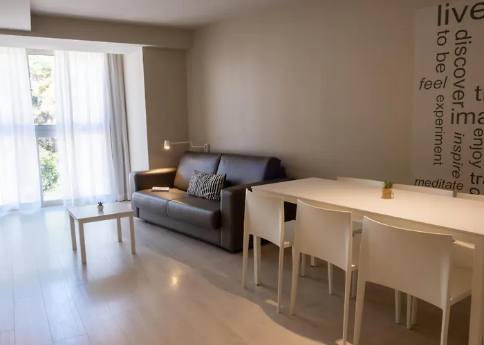 Daro Apartments